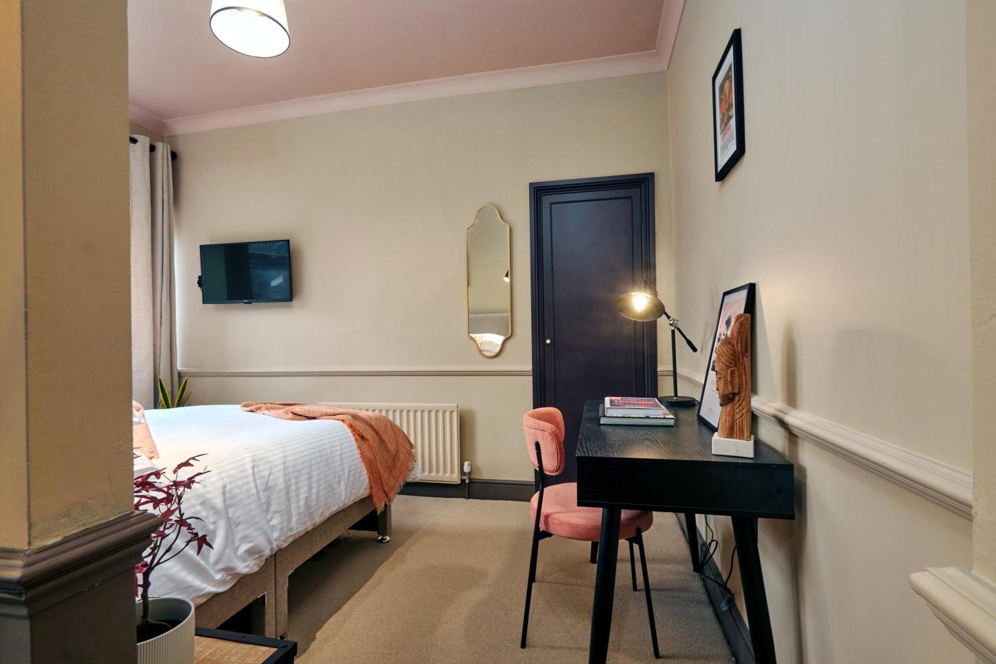 Settle In Winchester - Stylish Self Check-In Rooms Kültér fotó